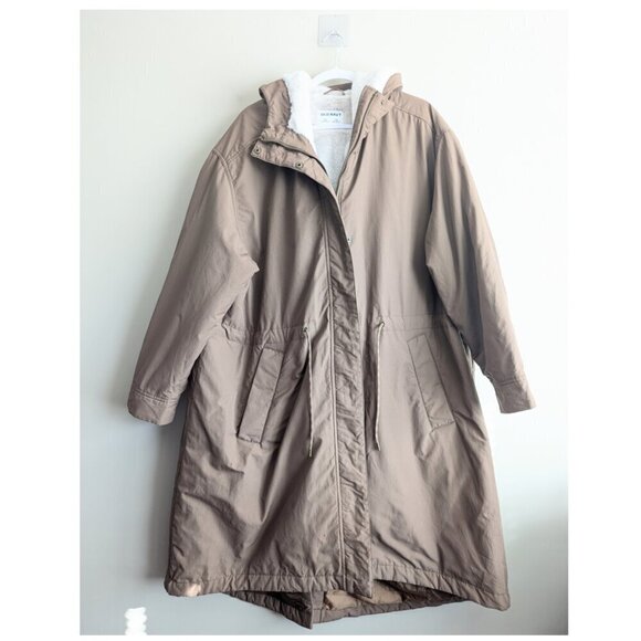 Old Navy Water-Resistant Faux-Fur Lined Hooded Jacket - Picture 4 of 10